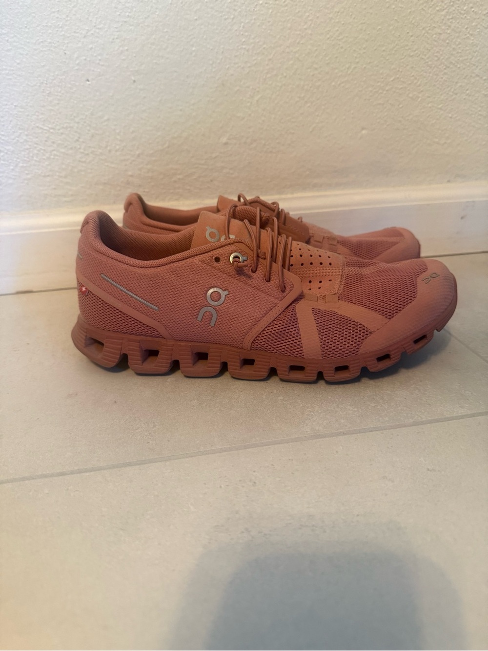 On Running Women's Athletic Shoes in Terracotta Pink